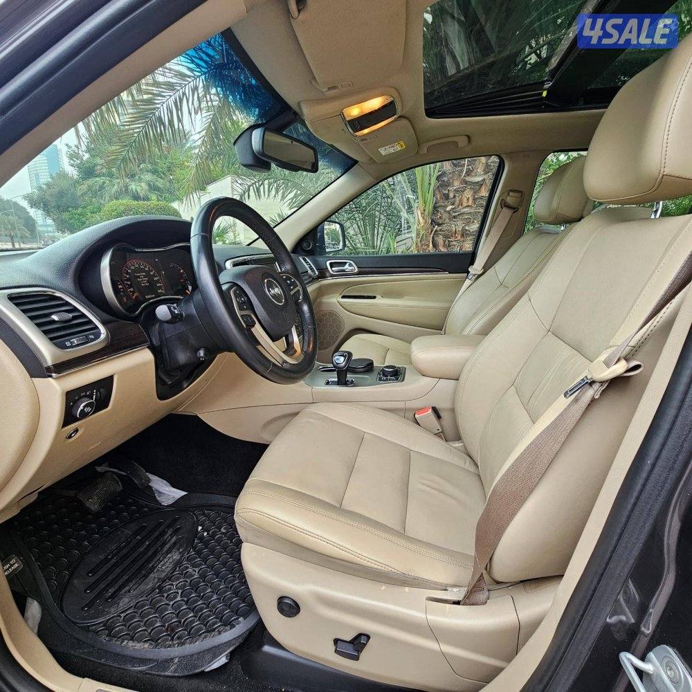 جراند شيروكي اعلا درجه7