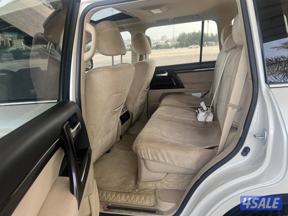 للبيع لاند8