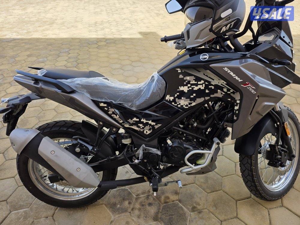 للبيع سيكل sym أدفنتشر 200 الوحيد بالكويت0