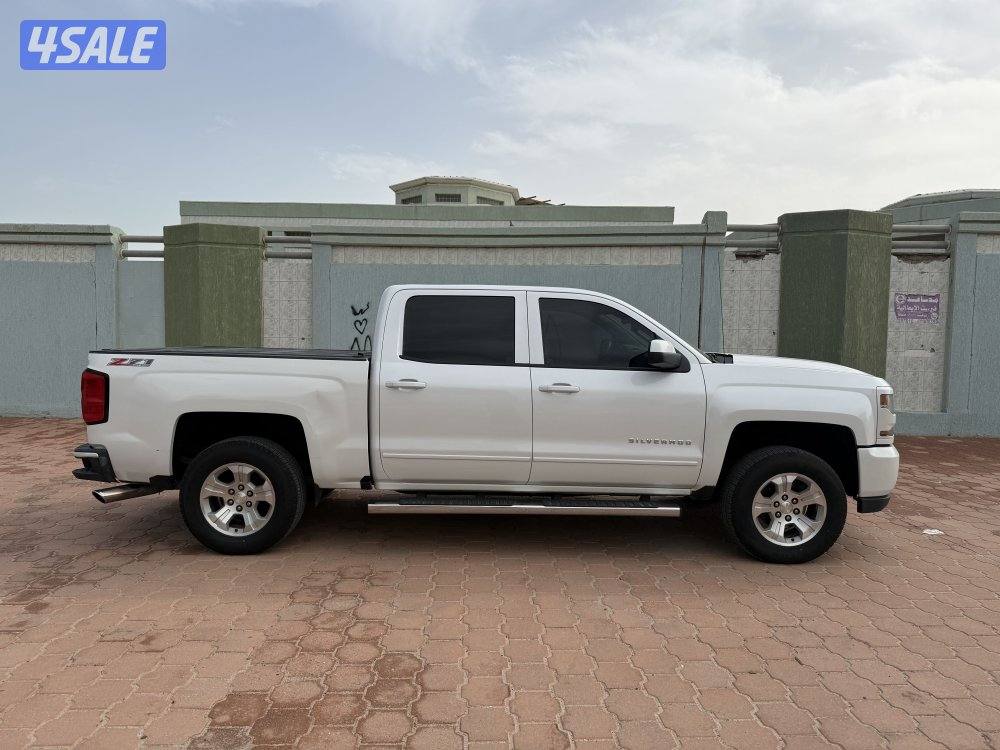 سليلفرادو Z71 LT موديل 2016 غمارتين ، ماشي 218 الف ، شرط الفحص0