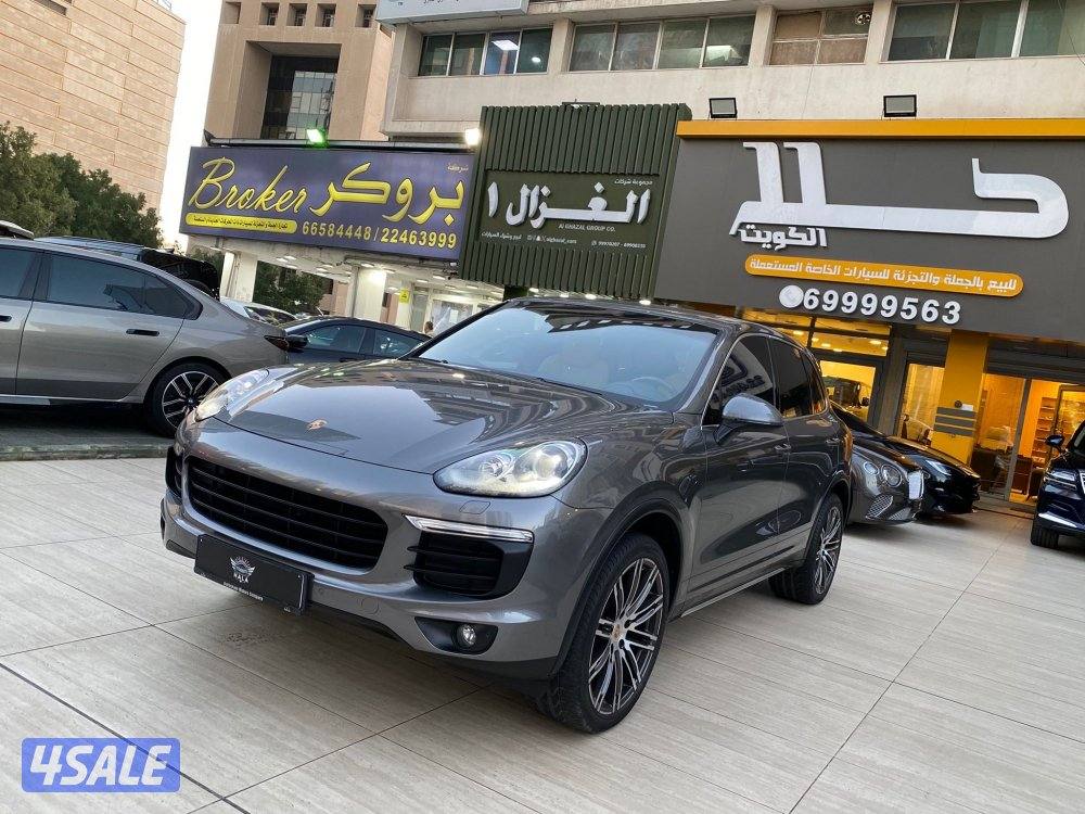 بورش كايين موديل 2016 عداد 103 الف كيلو فقط وارد بهبهاني شرط الفحص0