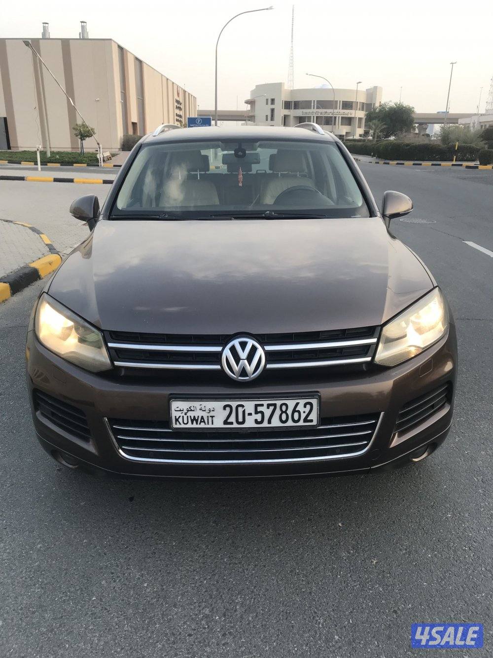 جيب طوارق مديل 2013  لون بني  6 سلندر بحاله جيده جدا3