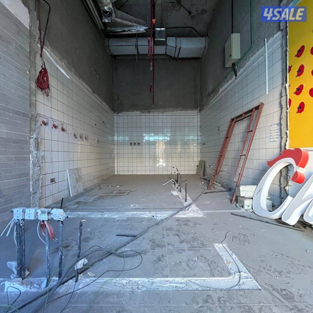 محل تجاري للإيجار مع فترة سماح في المرقاب قطعة 10