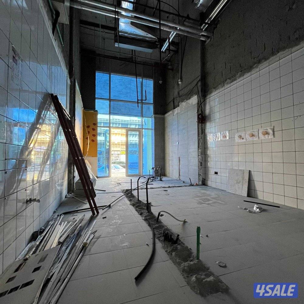 محل تجاري للإيجار مع فترة سماح في المرقاب قطعة 12