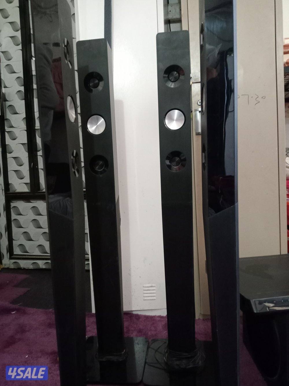 سماعات الصوت للبيع بحاله ممتازه5