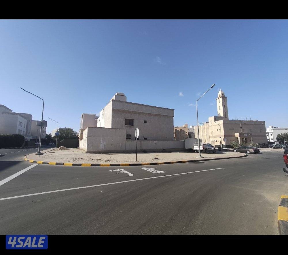 للبيع بيت حكومة في سعدالعبدالله0