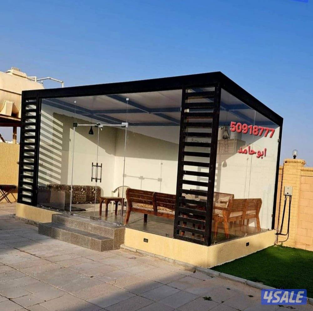 فني زجاج ومرايا وسكريت وبلاستك وشاوربكس وطاولات الطعام0