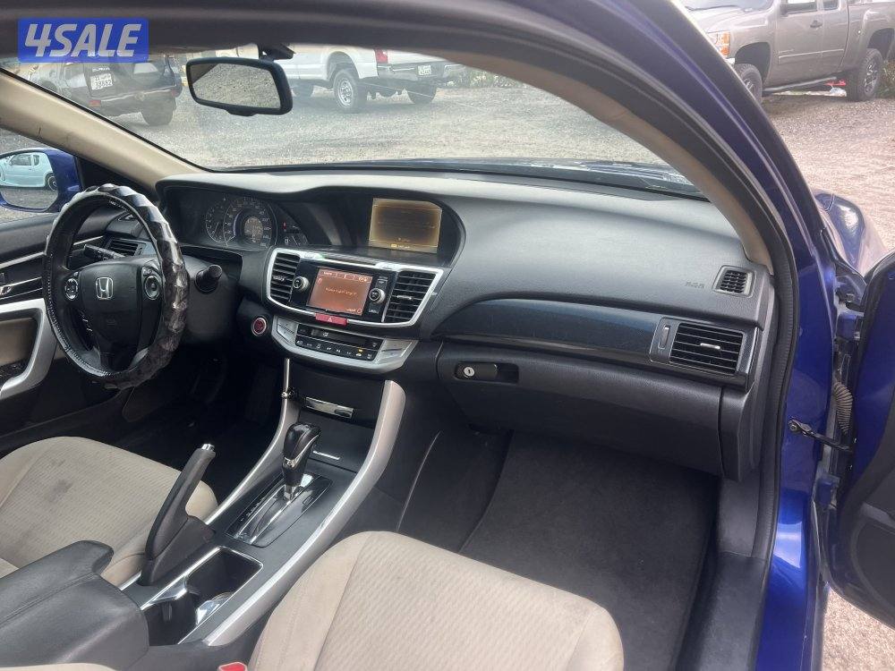 اكورد كوبيه 2013 ماشي 130 الف فتحه 4 سلندر14