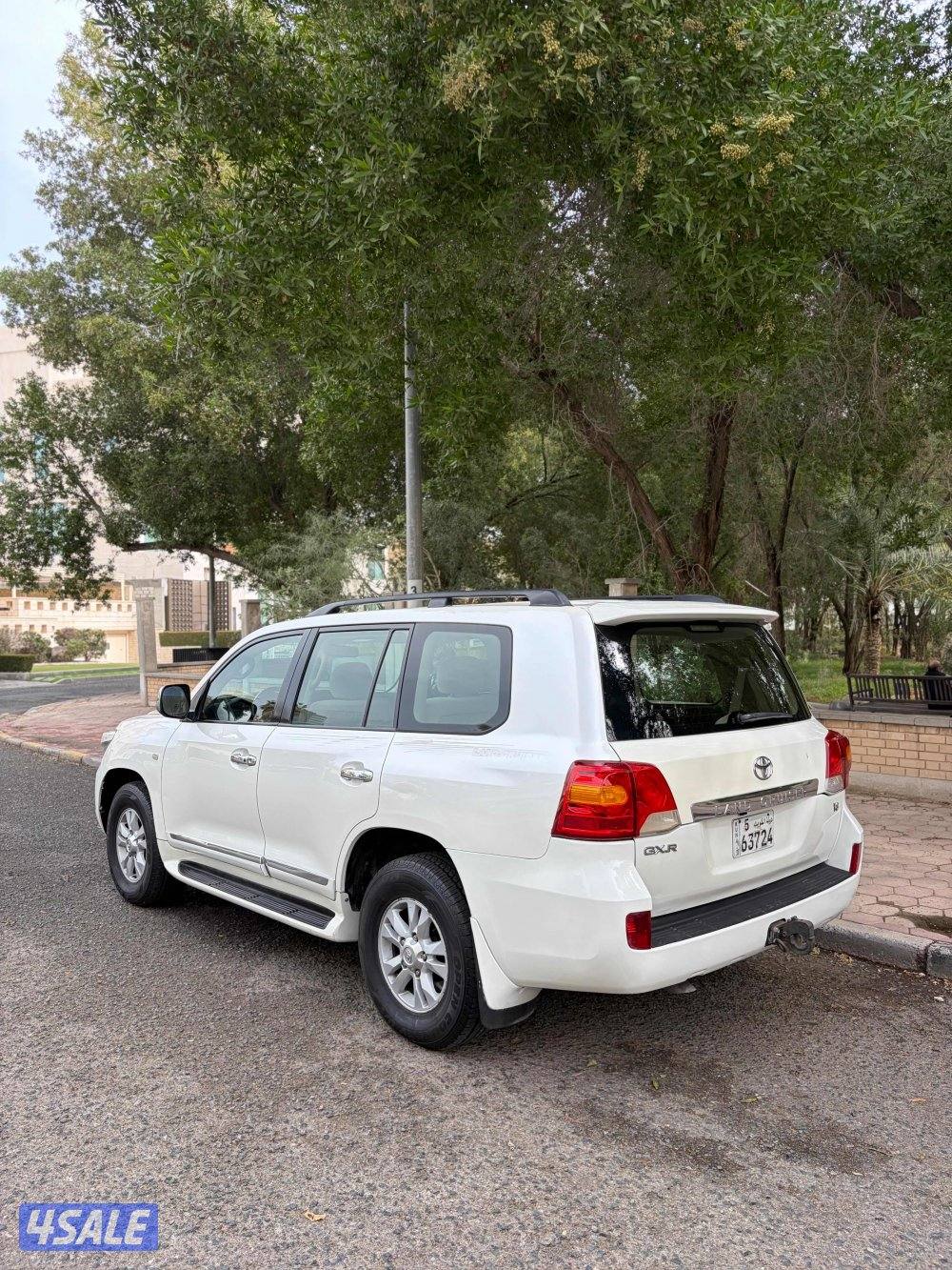 للبيع لاندكروز صبغ الوكالة1