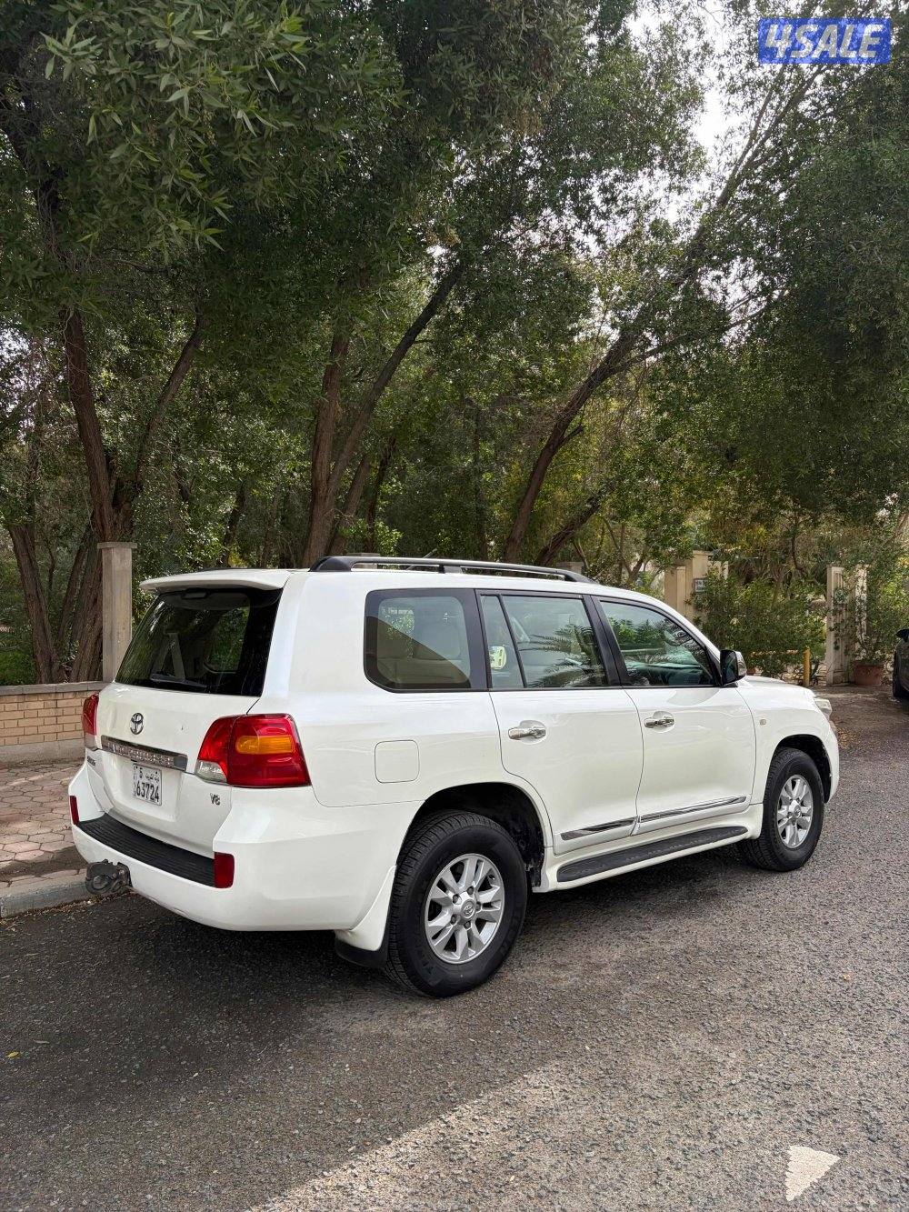 للبيع لاندكروز صبغ الوكالة3