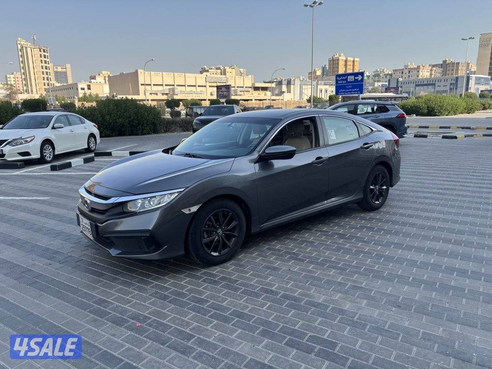 للبيع هوندا سيفك موديل 2020 حجم ماكينه 1600 سي سي بحاله ممتازه1