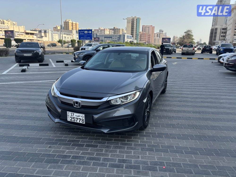 للبيع هوندا سيفك موديل 2020 حجم ماكينه 1600 سي سي بحاله ممتازه7