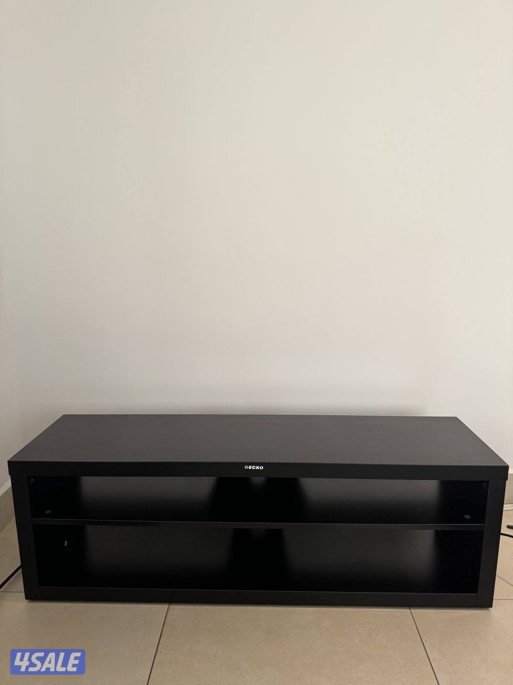 Gecko tv stand1