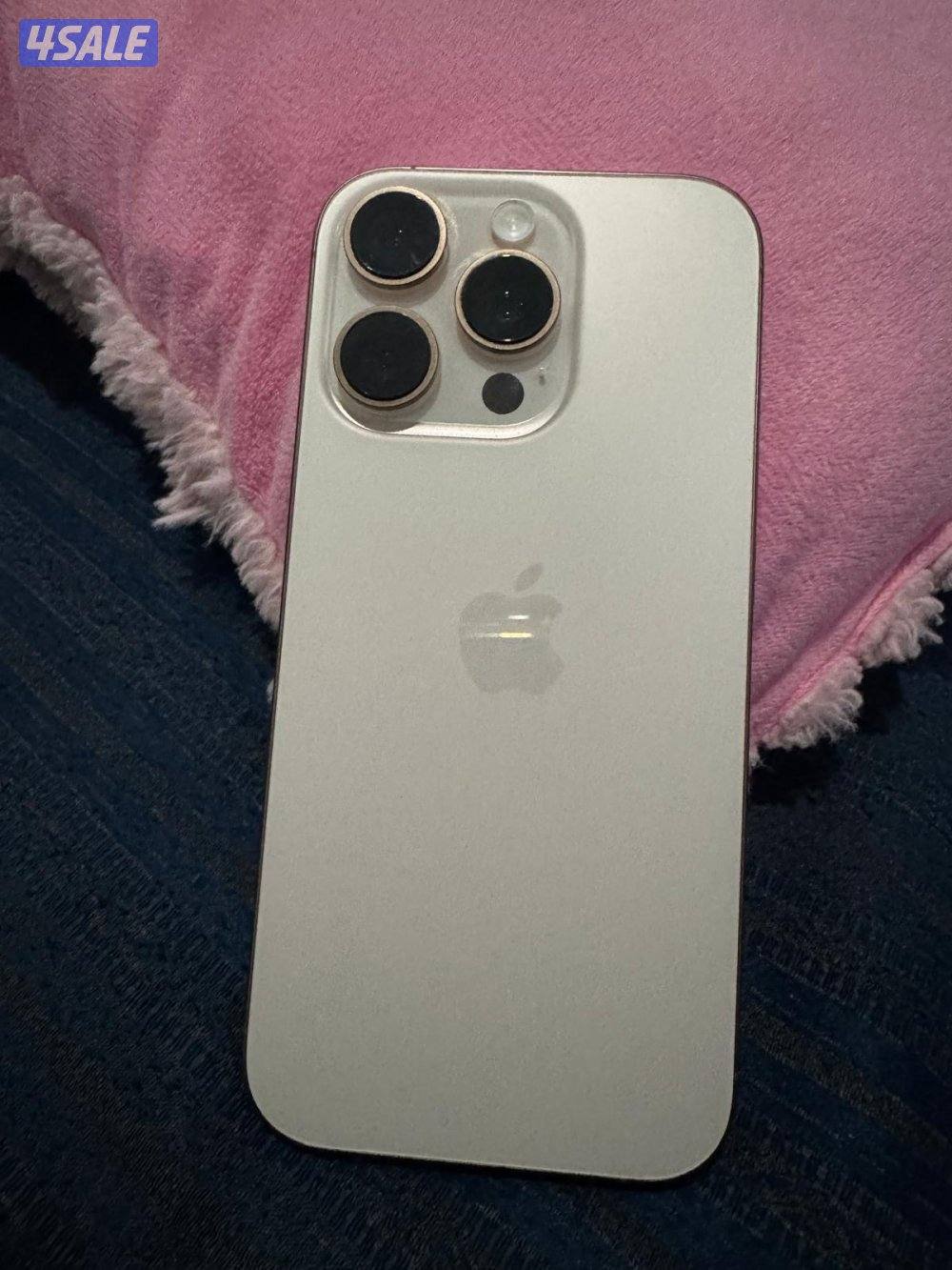 iPhone 16 pro 256 GB Excellent Condition Battery 99%5