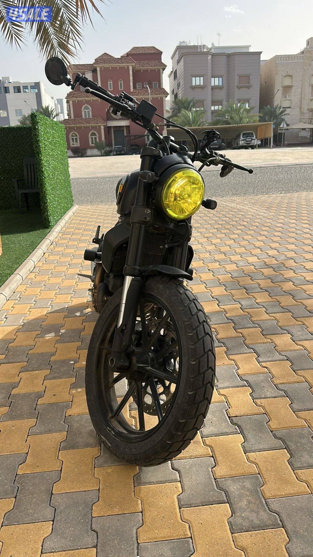 Ducati scrambler2