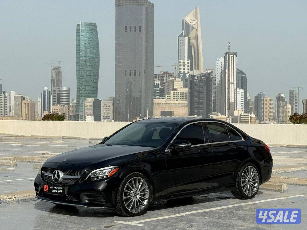 مرسيدسC300 موديل2019 عداد45الف وارد امريكا سيرفس منتظم0