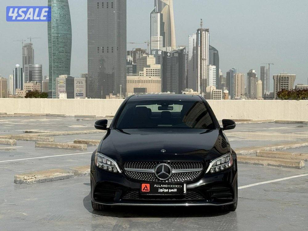 مرسيدسC300 موديل2019 عداد45الف وارد امريكا سيرفس منتظم4
