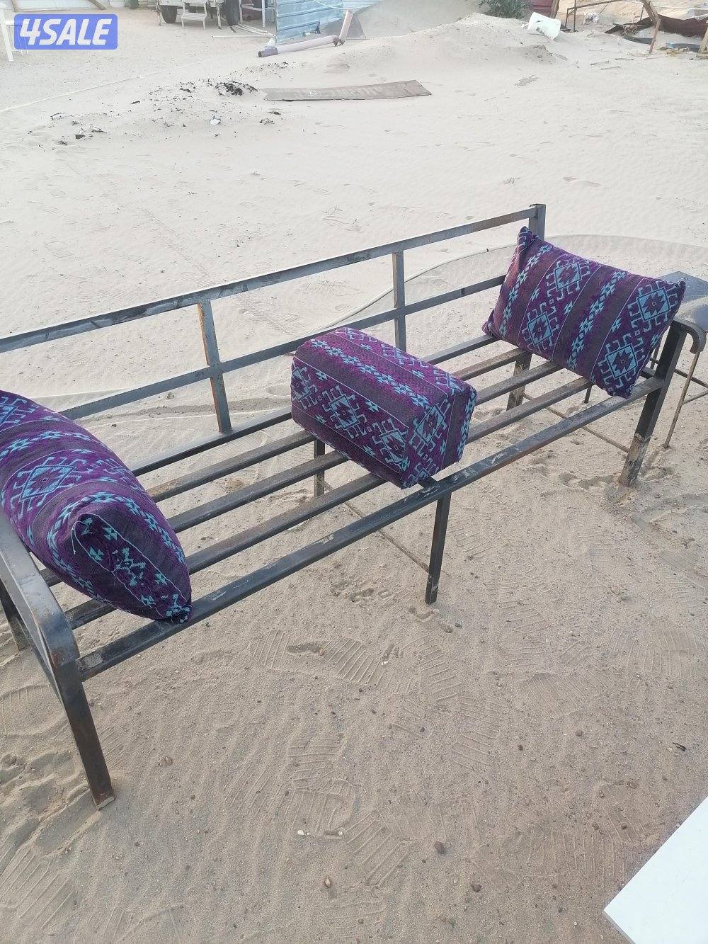 كراسي حديد وقنفات وتوانكي ماء0