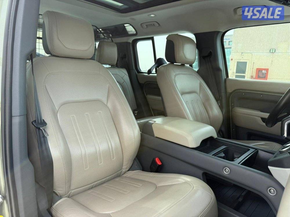 ديفندرHSE 110 موديل2022 عداد109 وارد الغانم تحت الكفاله لغاية2027/29