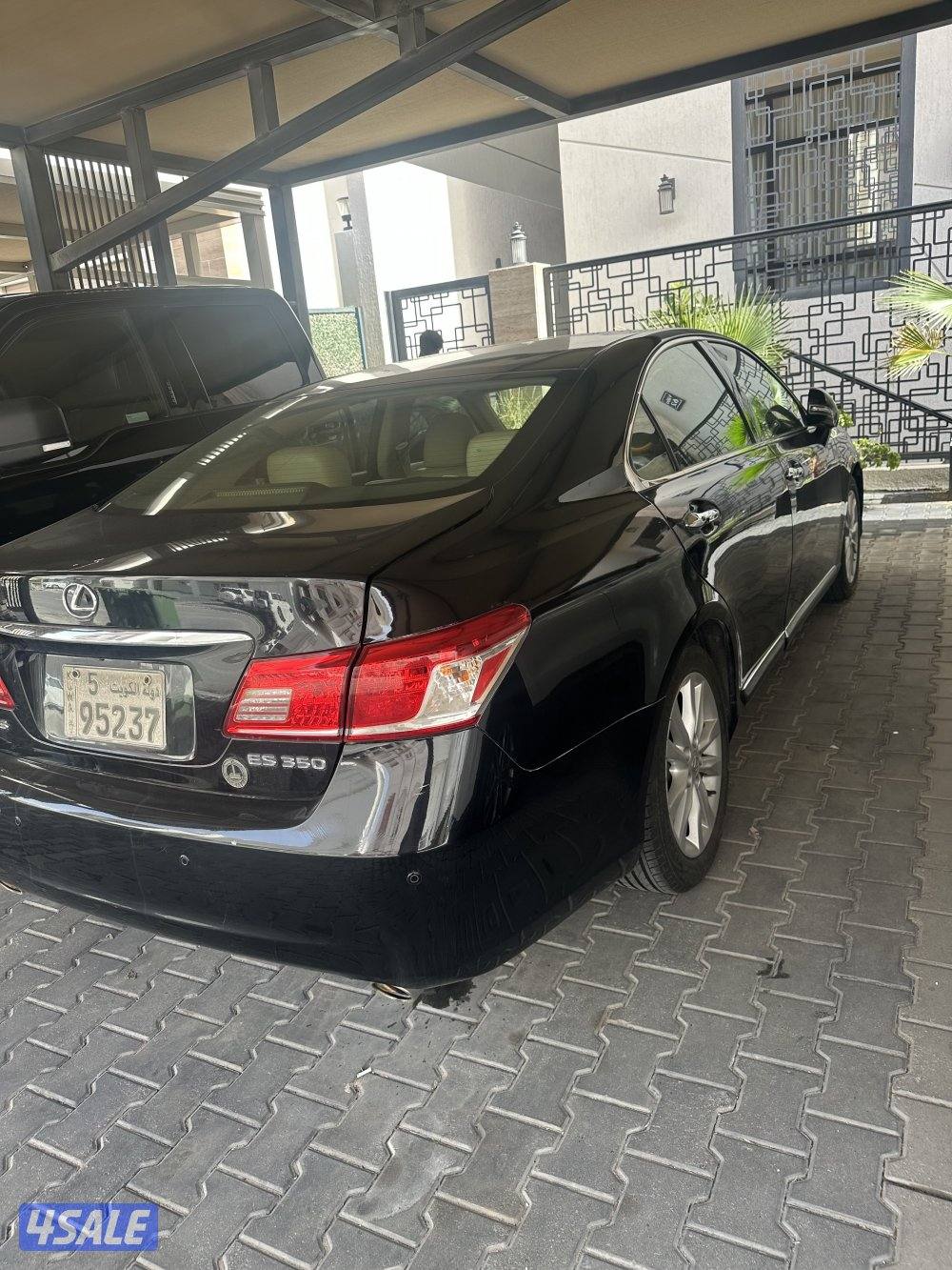 للبيع لكزس ES3501