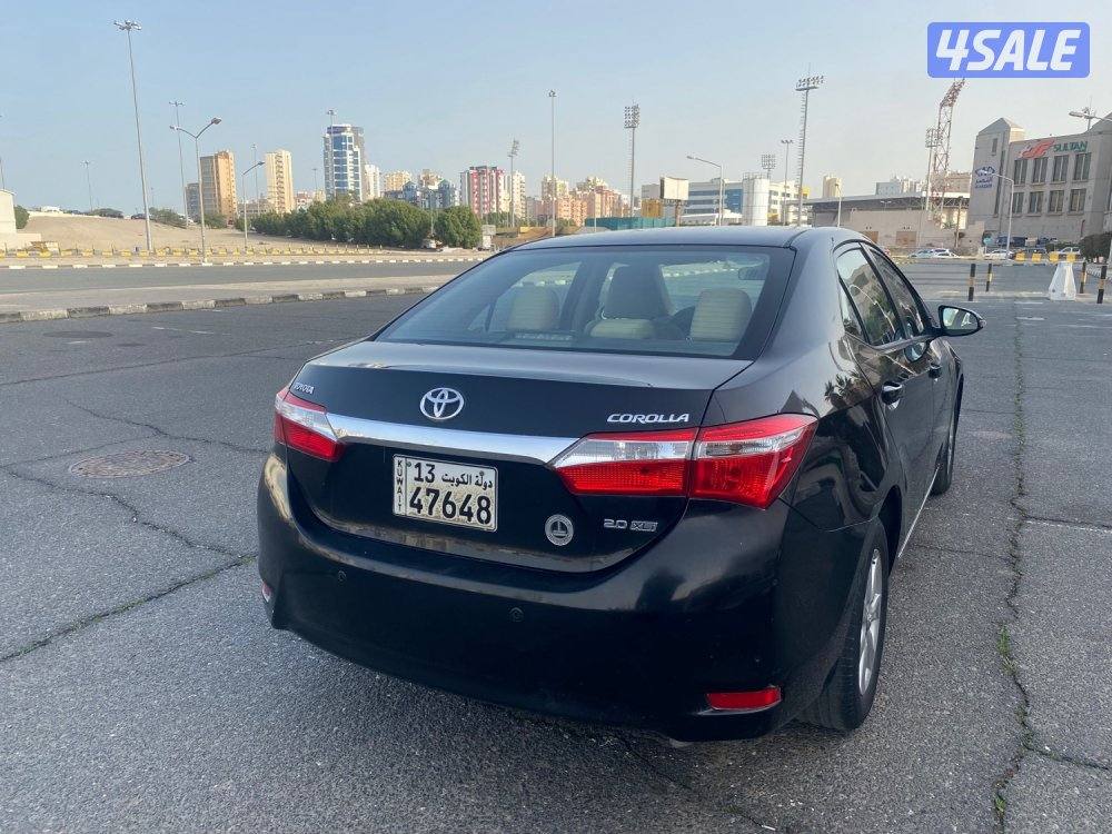 تويوتا كرولا2015 عداد260 الف وارد الوكاله مكينه 2.03