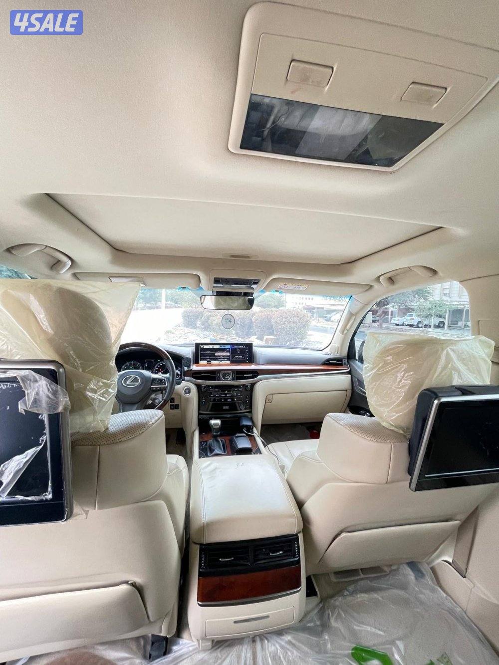 للبيع جيب لكزس 2017 الدرجه الاولى وارد الساير5