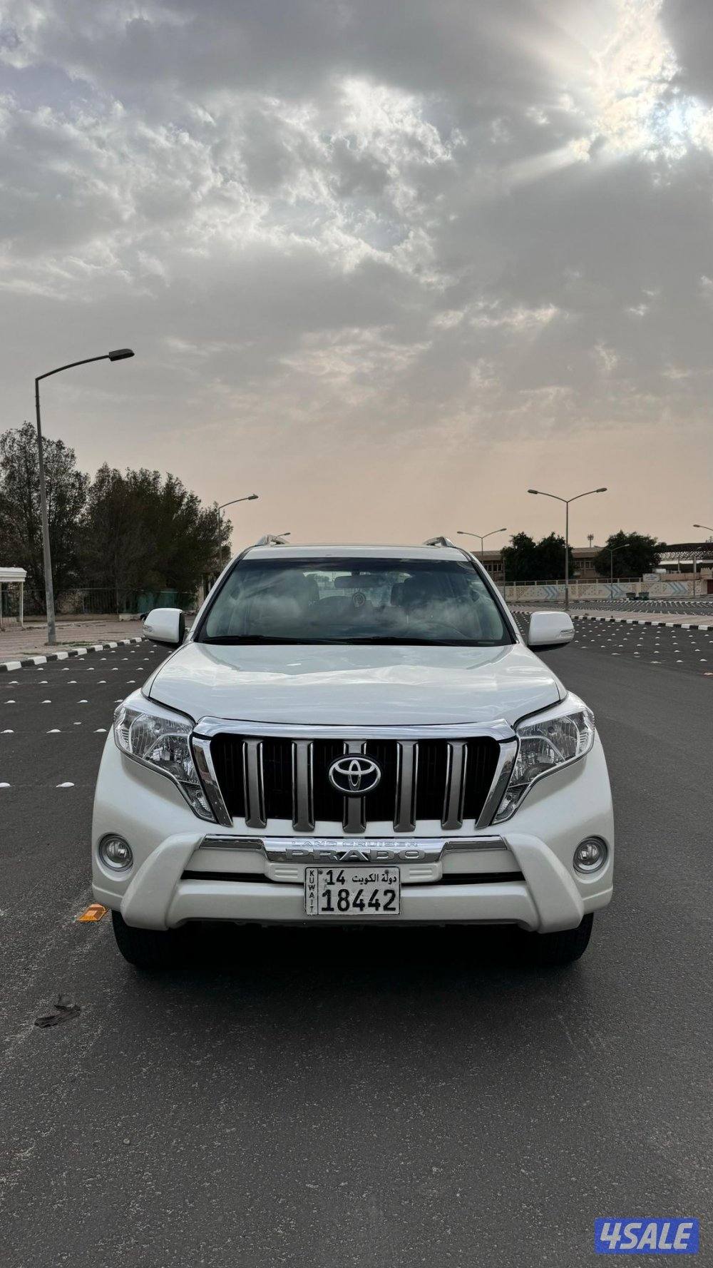 برادو TXL الساير 2016 بحاله الوكاله عداد 211الف3