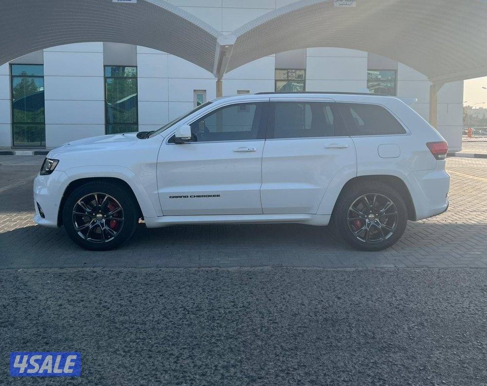 جراند شيروكي SRT صبغ وكاله1