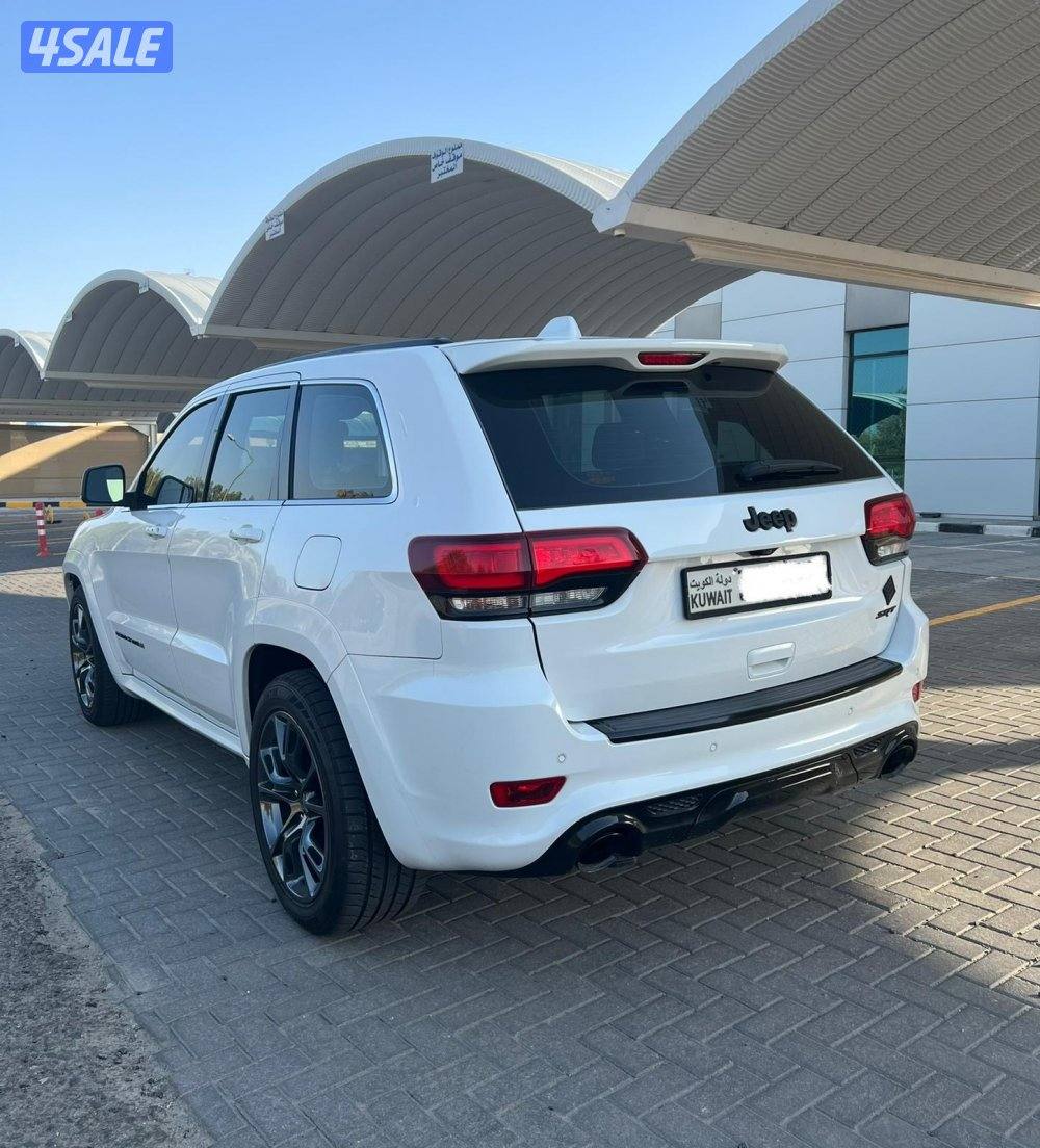 جراند شيروكي SRT صبغ وكاله4