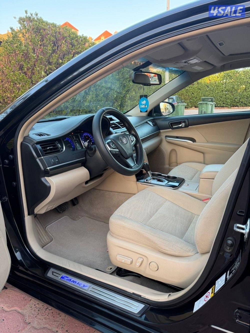 كامري GLX الساير 2017 بحاله الوكاله عداد 61 الف5