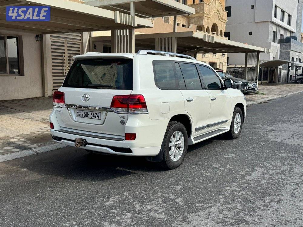 لاند كروز 2018 الساير بحاله الوكاله عداد 165 الف3