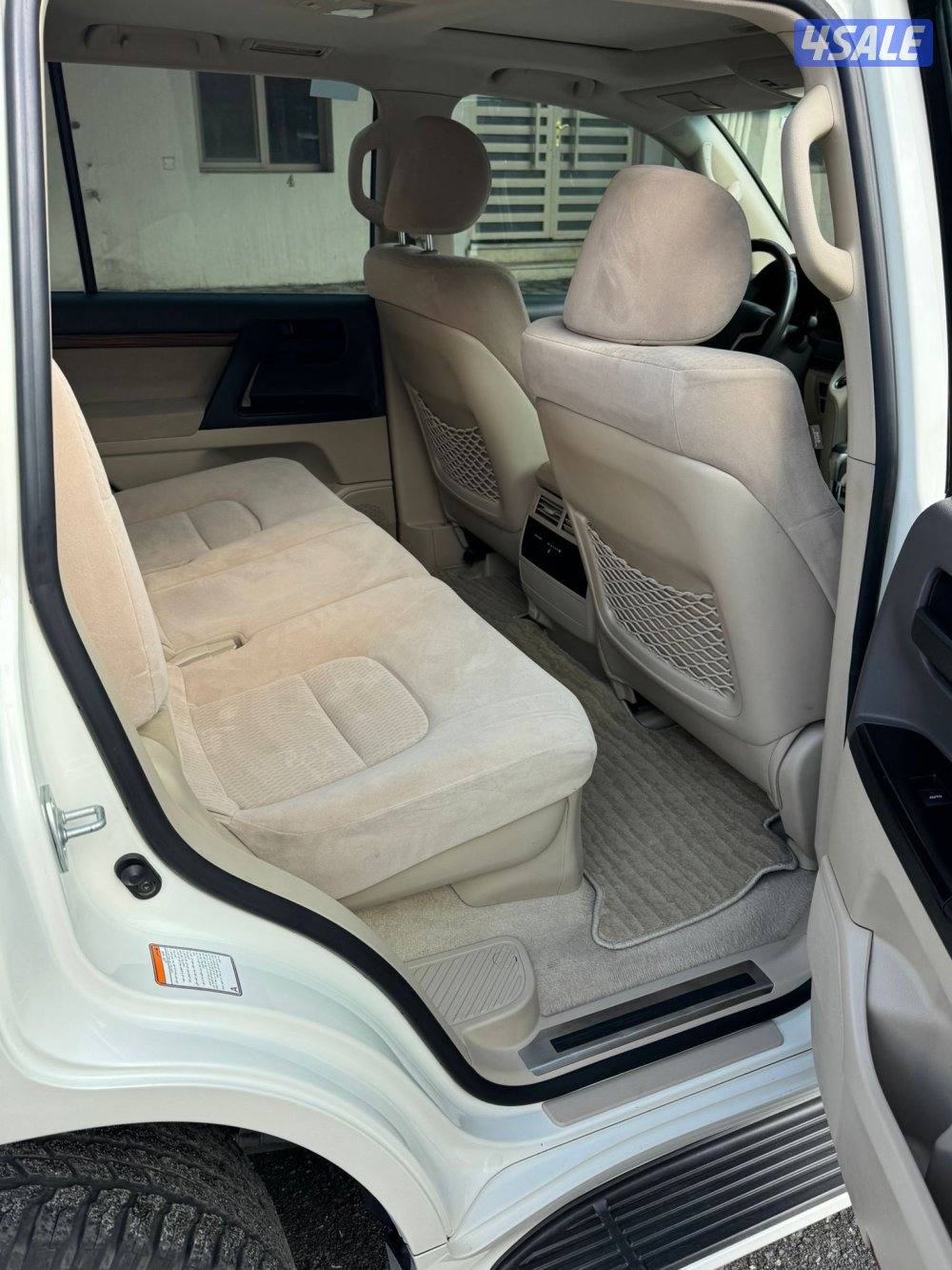 لاند كروز 2018 الساير بحاله الوكاله عداد 165 الف4