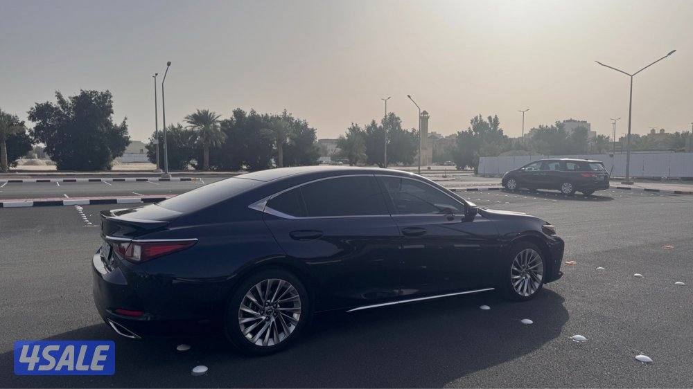 Lexus ES 3503