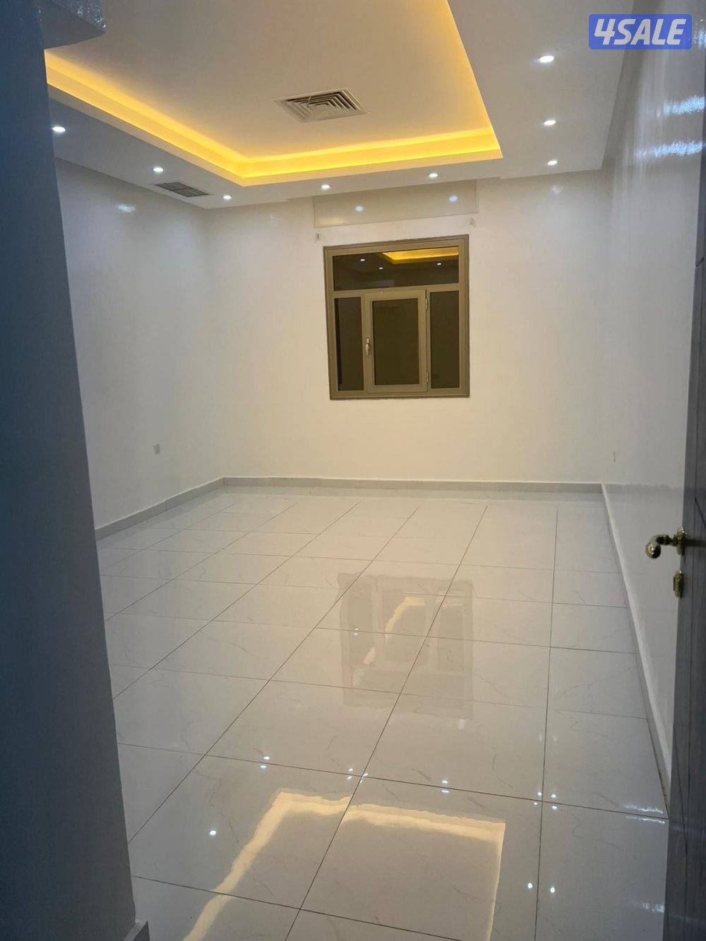 للإيجار شقة بالعمريه1