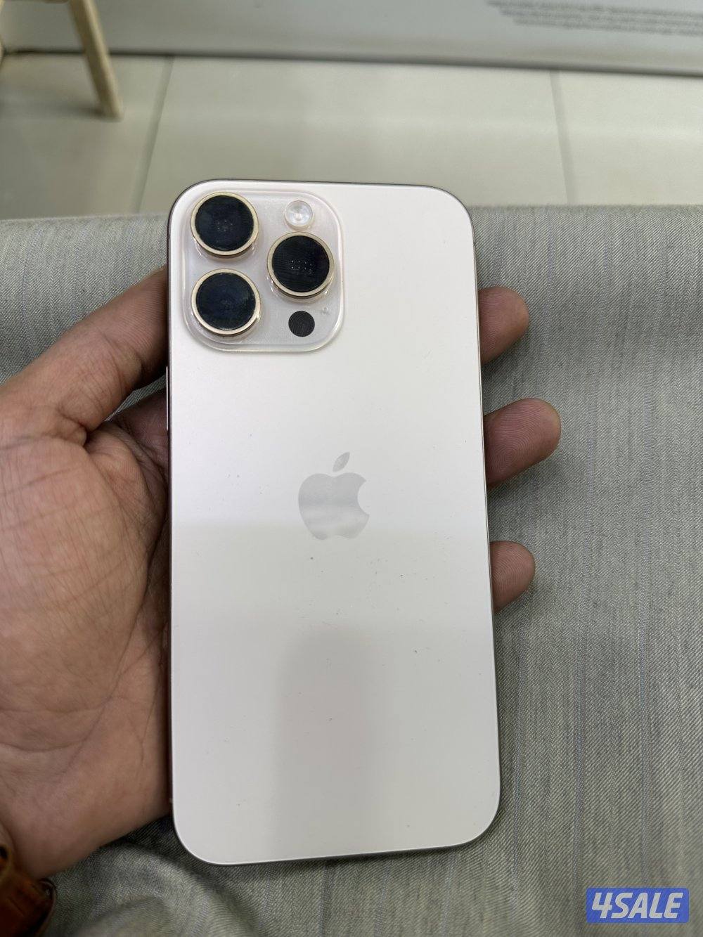 ايفون 16 برو ماكس نظيف جداً0