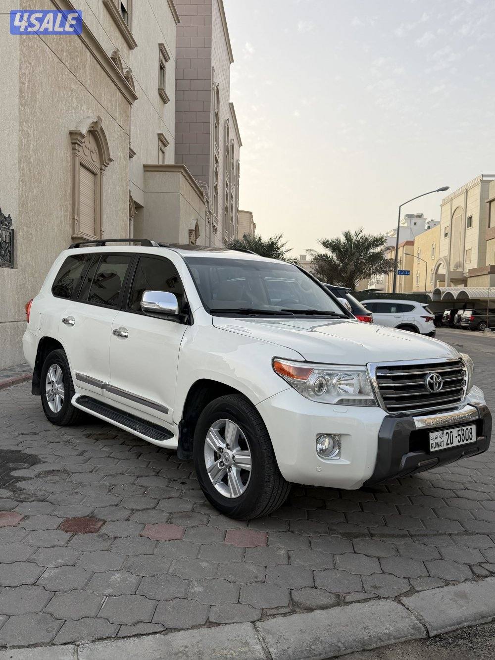 لاندكروزر 2012 8 سلندر GX.R2