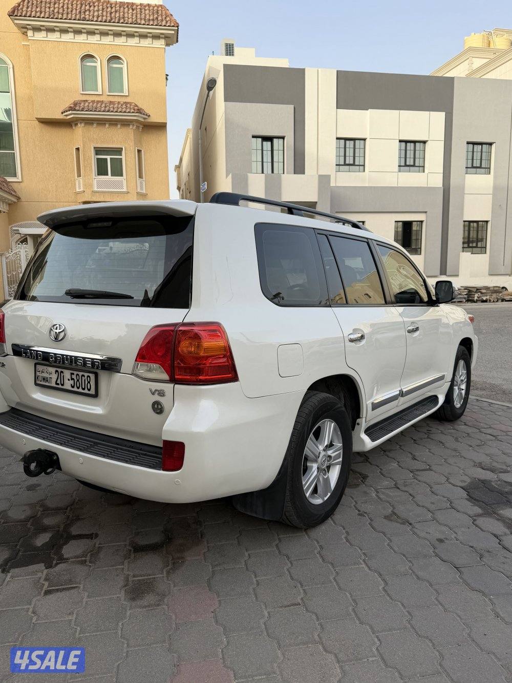 لاندكروزر 2012 8 سلندر GX.R3