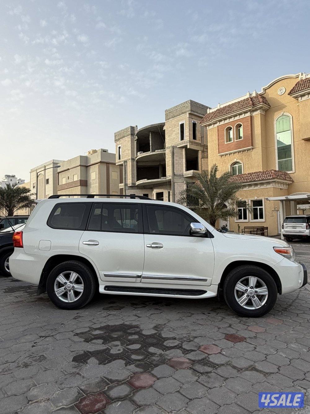 لاندكروزر 2012 8 سلندر GX.R4