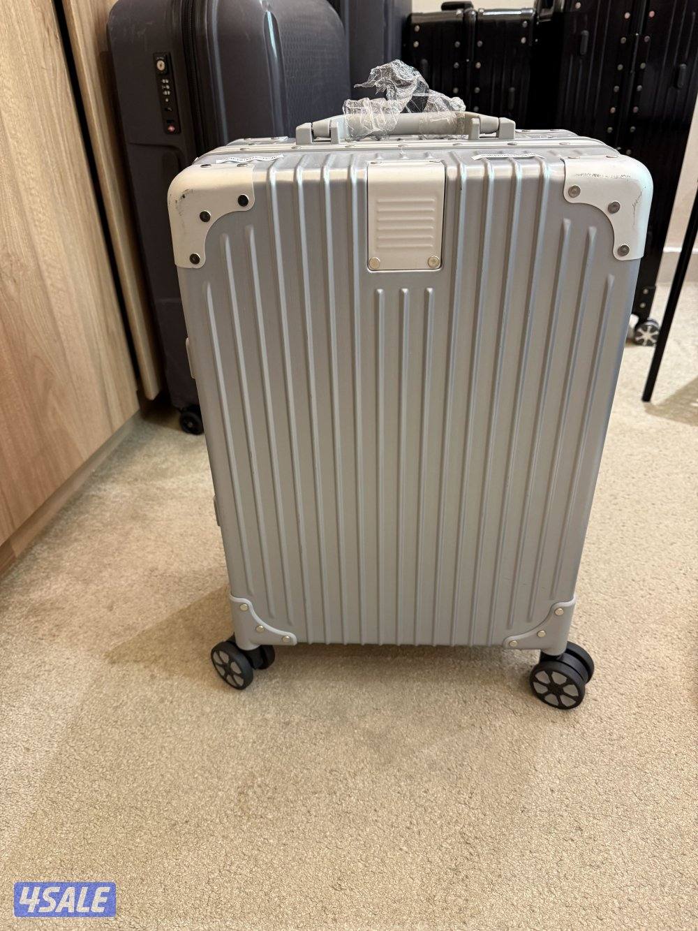 للبيع 3 قطع شناط استخدام مره وحده فقط2