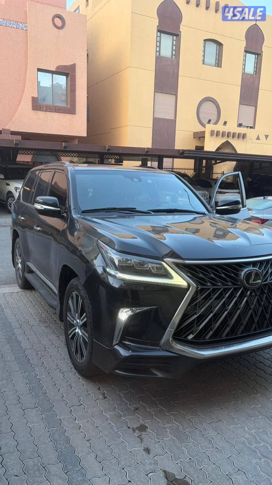 للبيع جيب لكزس2