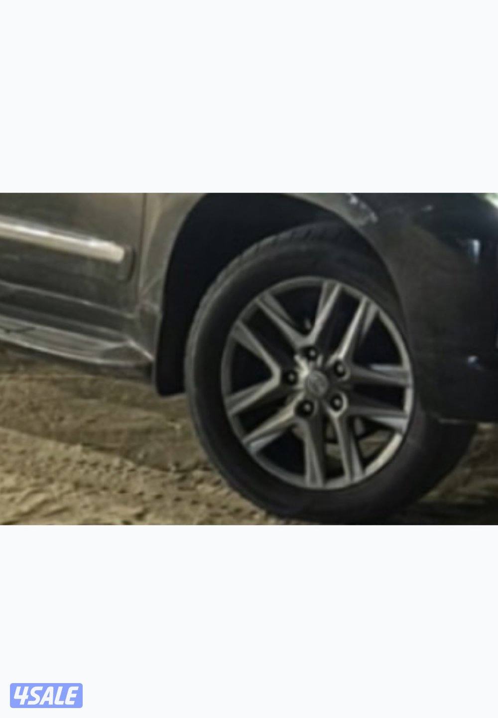 للبيع 3 رنقات لكزس سبورت على السوم3