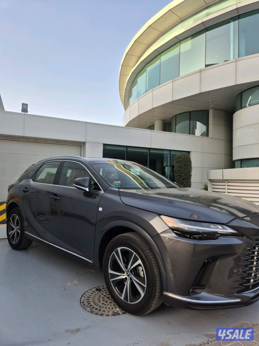 لكزس الساير RX350 2025 اصفاااار0