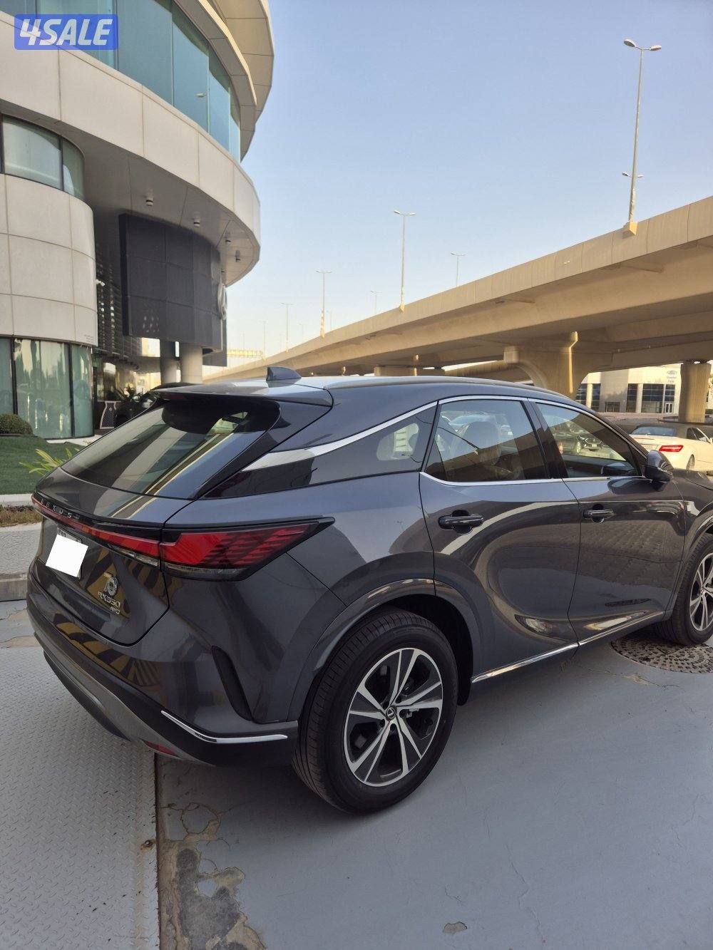 لكزس الساير RX350 2025 اصفاااار2