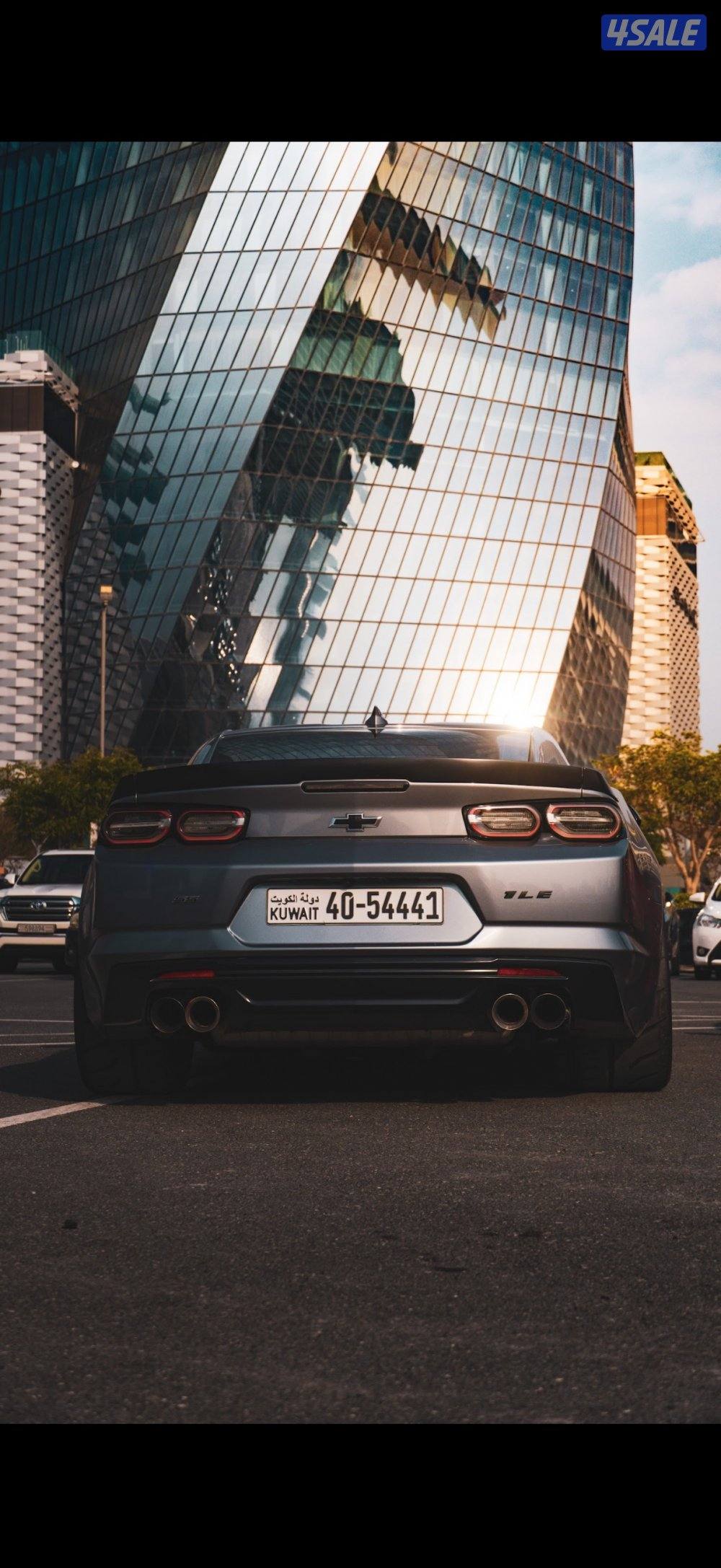 للبيع كمارو ss1le اصلي وارد امريكا السياره عليها تصريح صوت1