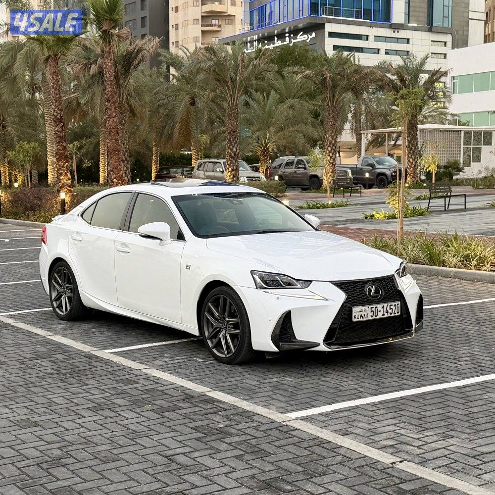 لكزس Isf 350 SPORT موديل 2017 عداد 130 الف  بحالة الوكاله0