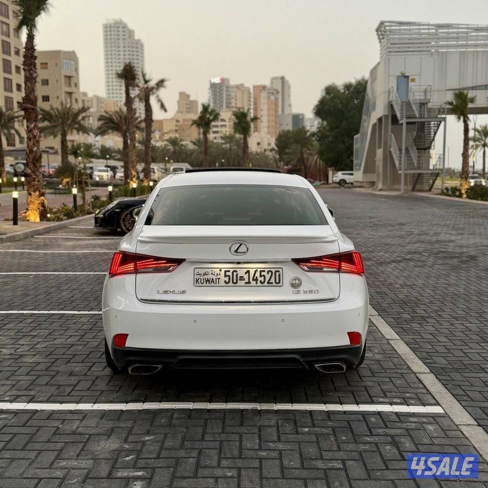 لكزس Isf 350 SPORT موديل 2017 عداد 130 الف  بحالة الوكاله4
