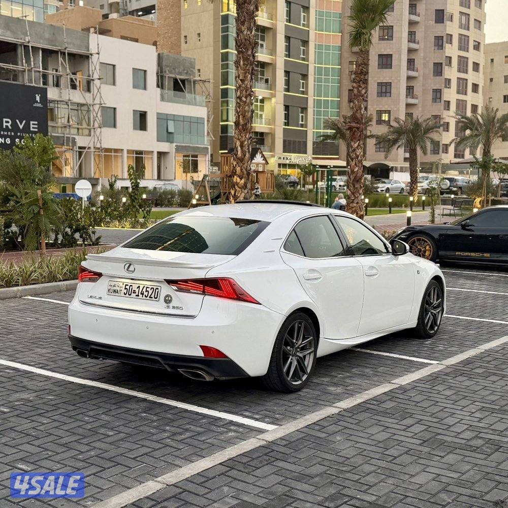 لكزس Isf 350 SPORT موديل 2017 عداد 130 الف  بحالة الوكاله5