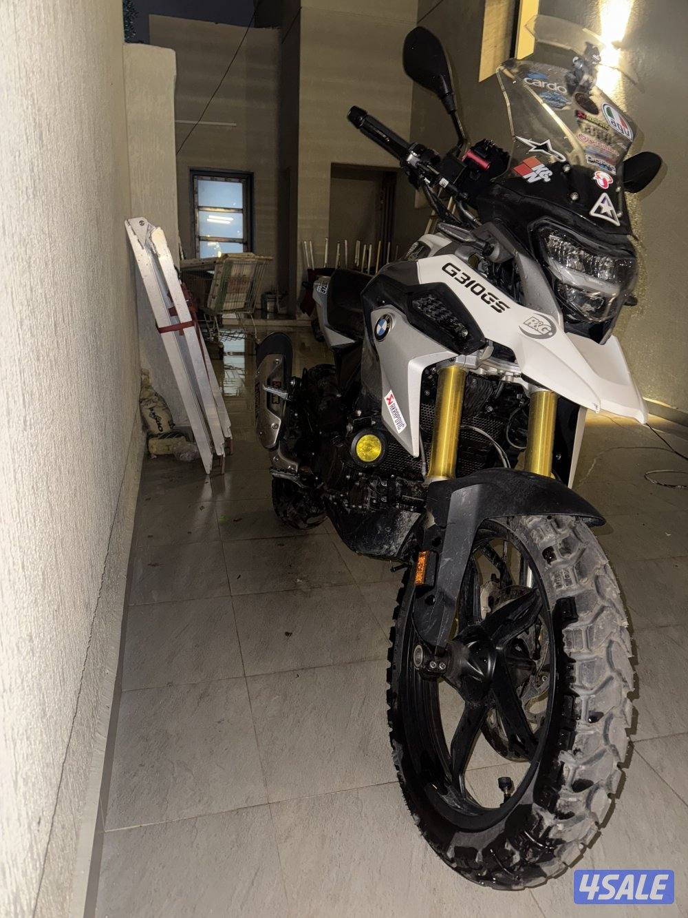 للبيع Bmw gs 310 نظيف جدا ومايحتاج شي دق سلف وامش3