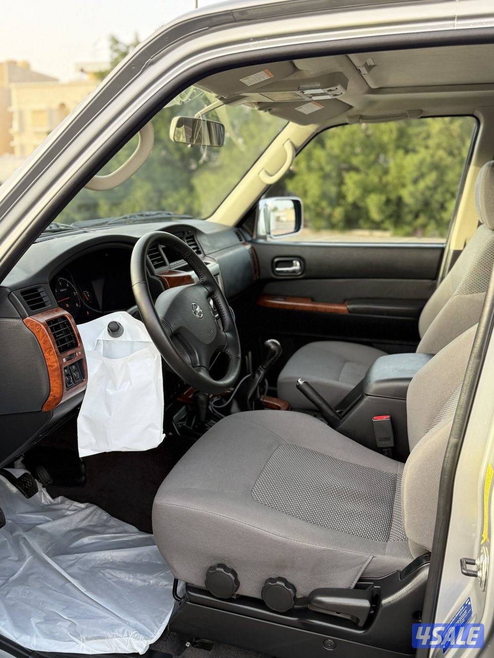 للبيع سفاري 2023 قير عادي شرط الفحص1