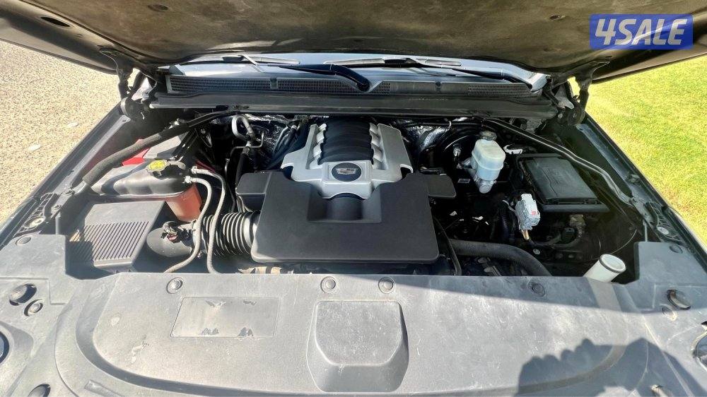 للبيع كاديلاك اسكاليد xl موديل 2016 كامل المواصفات ماشي 230 تقريبا8